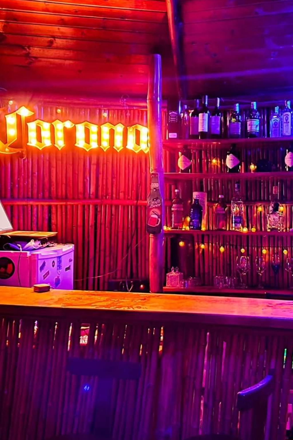bar
